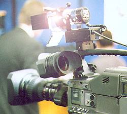 cam_lite.jpg (12200 bytes)